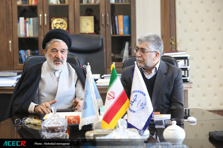 ایجاد بانک اطلاعاتی و نمایهسازی مستندات علمی بین جهاددانشگاهی و مرکز اسناد مجلس