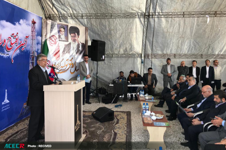 رییس جهاددانشگاهی در مراسم رونمایی از دومین دکل حفاری نفت: