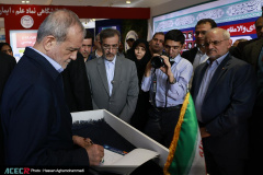 بازدید رئیس جمهور از نمایشگاه گزیده‌ای از دستاوردهای شاخص علمی و فناورانه جهاددانشگاهی