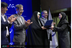 آیین تقدیر از جهادگران نمونه دفتر مرکزی و حامیان واحدهای سازمانی جهاددانشگاهی