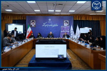 غفلت از تربیت انسانی در برنامه‌های توسعه/فناوری اصلی جهاددانشگاهی، فناوری تولید انسان است