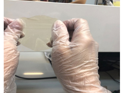 طراحی و ساخت زخم پوش پیشرفته بر پایه پلیمرهای طبیعی جهت درمان زخم¬های عفونی