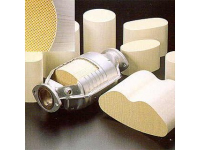 مونولیت سرامیکی کاتالیست